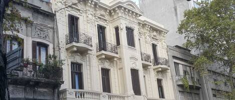 Voorkant van accommodatie