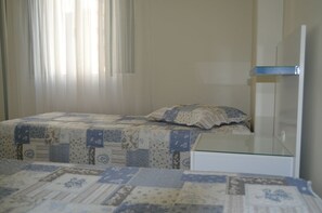 Traditional Apartment, Non Smoking, Kitchen