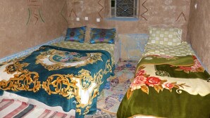 Quadruple Room | WiFi (free), bed sheets - Auberge Amazigh (Aït Hani)