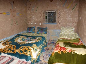 Kamar Quadruple | Wi-Fi gratis dan seprai linen