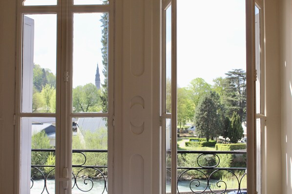 View from property - Hôtel Sainte Marie (Lourdes)