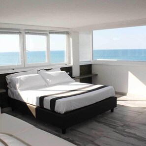 Minibar, desk, soundproofing, free WiFi - Hotel Villa Joseph (Mondolfo)