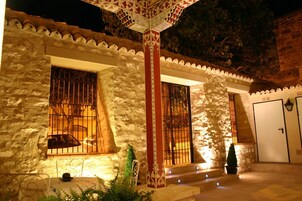 Entrada al alojamiento