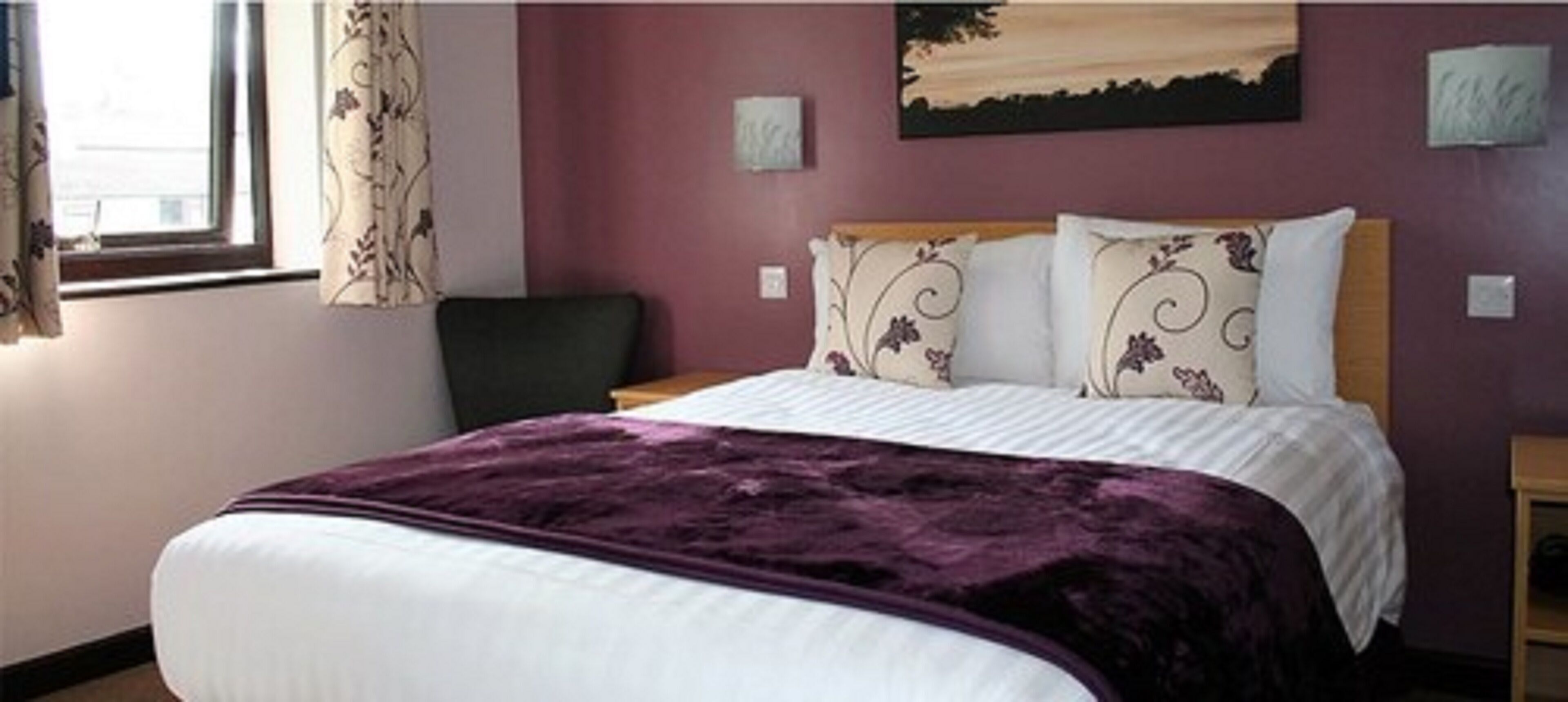 Desk, iron/ironing board, free cribs/infant beds, free WiFi