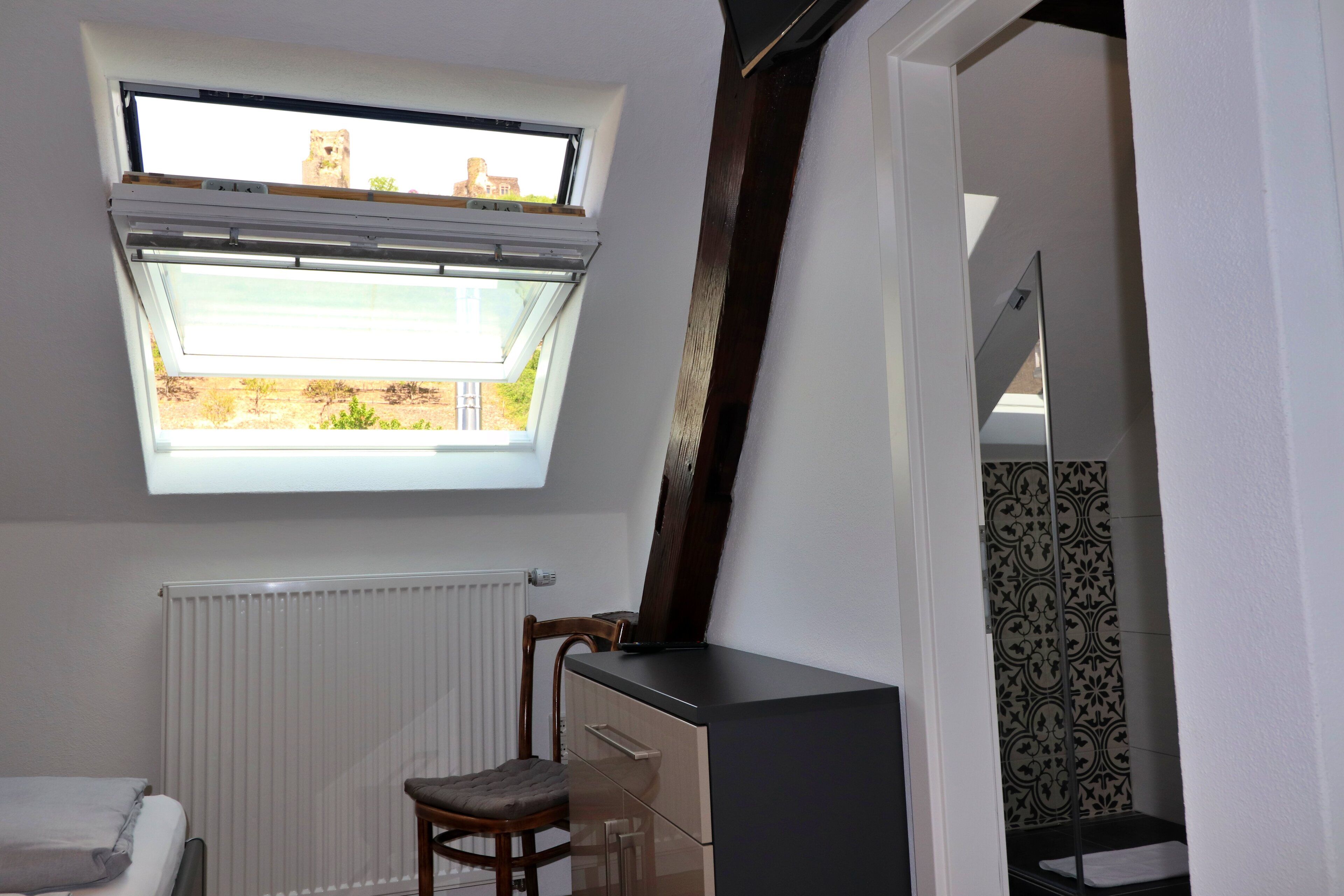 design apartment, ensuite, river view (apartment coraidelstein)