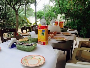 Outdoor dining