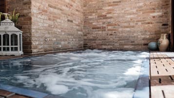 Sauna, bain Ă remous