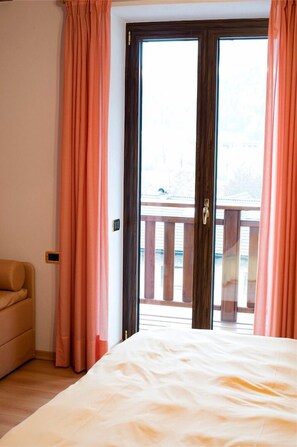 Double or Twin Room | Pemandangan dari bilik
