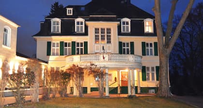 Villa Oranien Hotel Restaurant