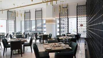 Frokostbuffé hver dag (QAR 110 per person)