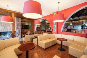 Interior - Hotel Can Fisa (Corbera De Llobregat)