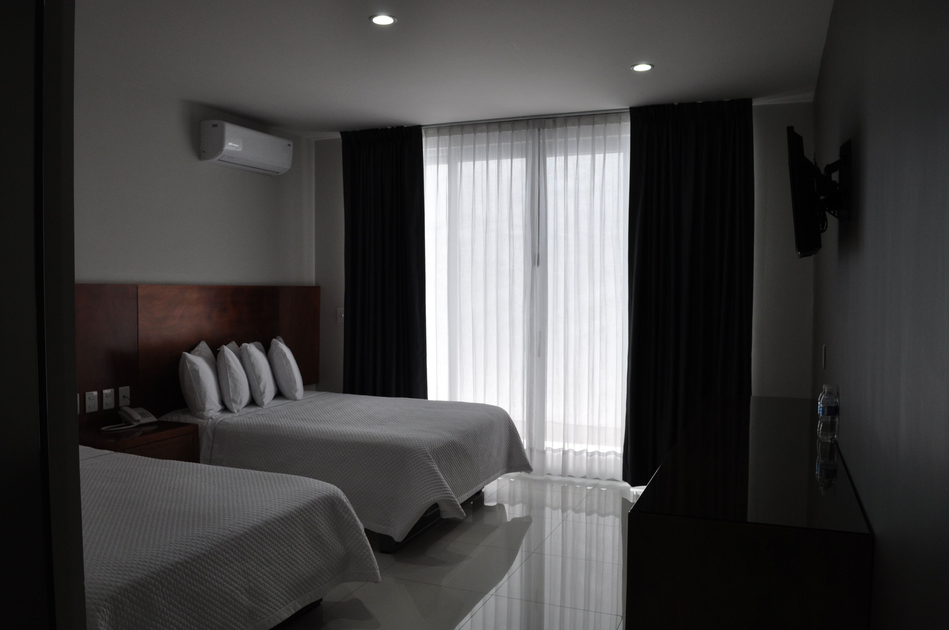 double room, 2 double beds | desk, iron/ironing board, free wifi, bed sheets