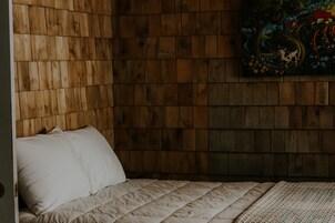 Traditionele kamer, 1 tweepersoonsbed, gemeenschappelijke badkamer | Luxe beddengoed, een strijkplank/strijkijzer