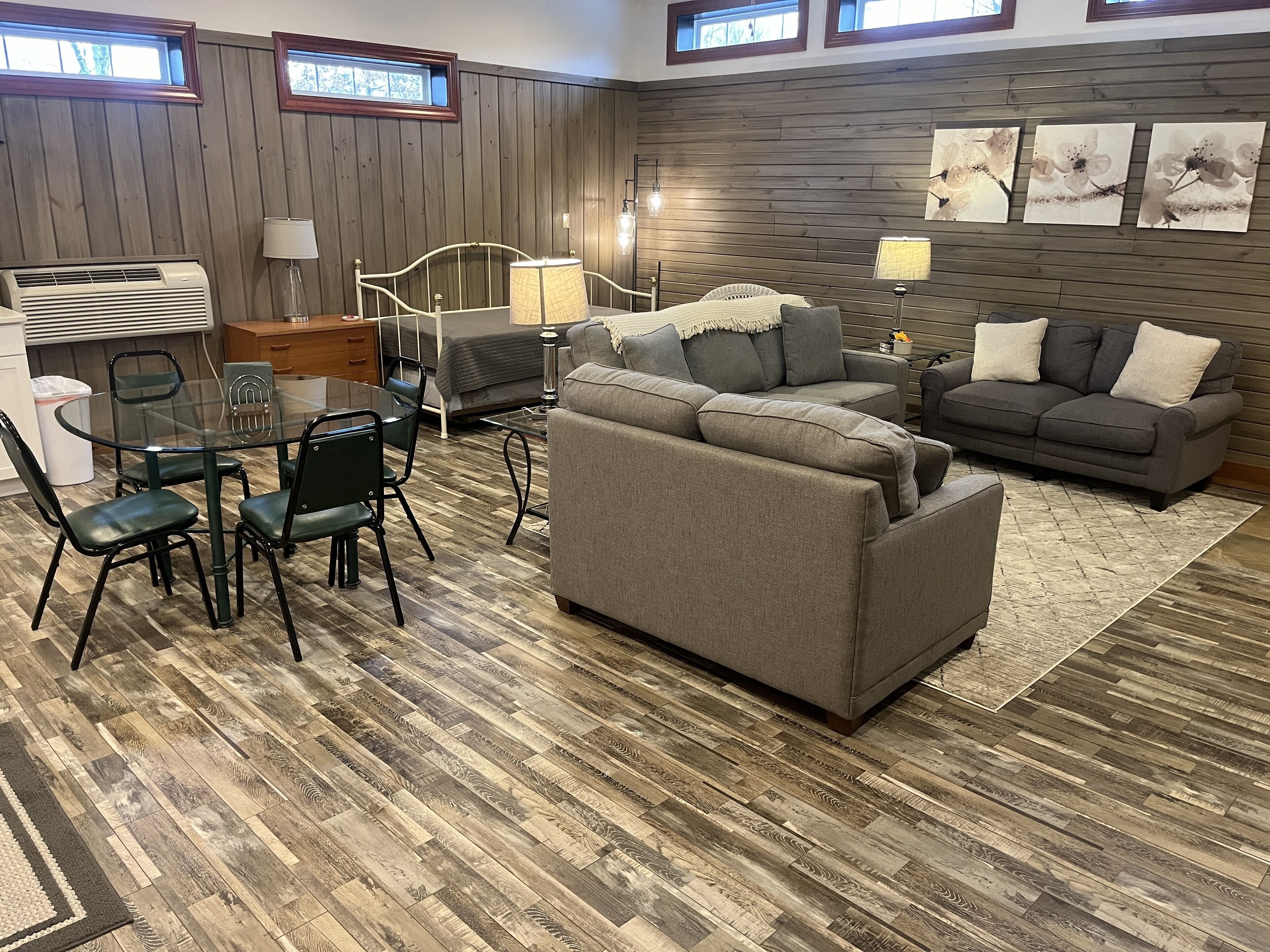 开间套房 | 1 多间卧室、高档床上用品、特色装修、特色家居