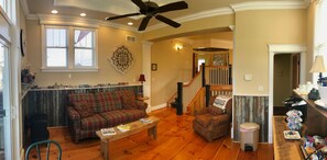 Interior - Chapel Valley Estate bed & breakfast (Ellwood City)