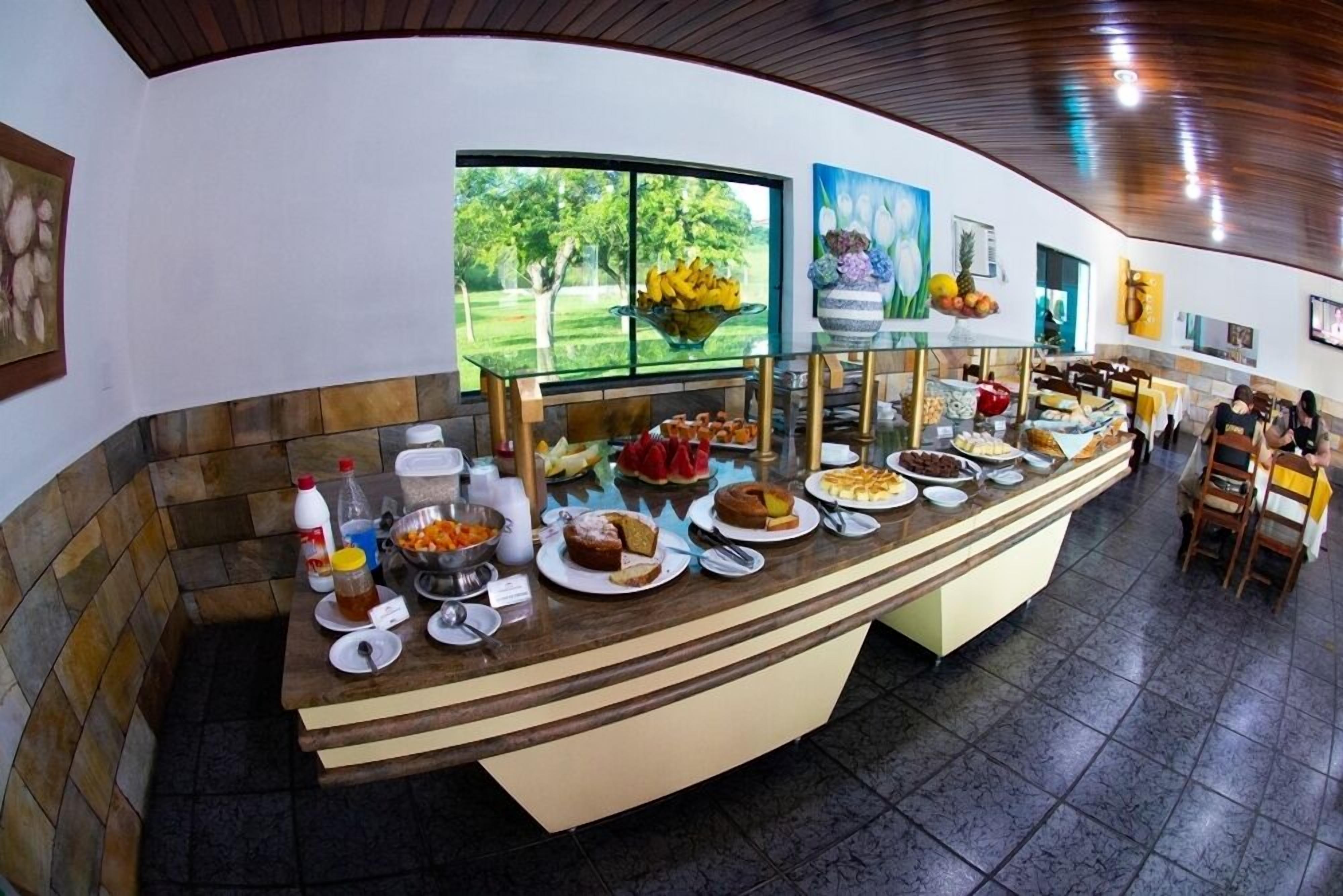 Café da manhã grátis