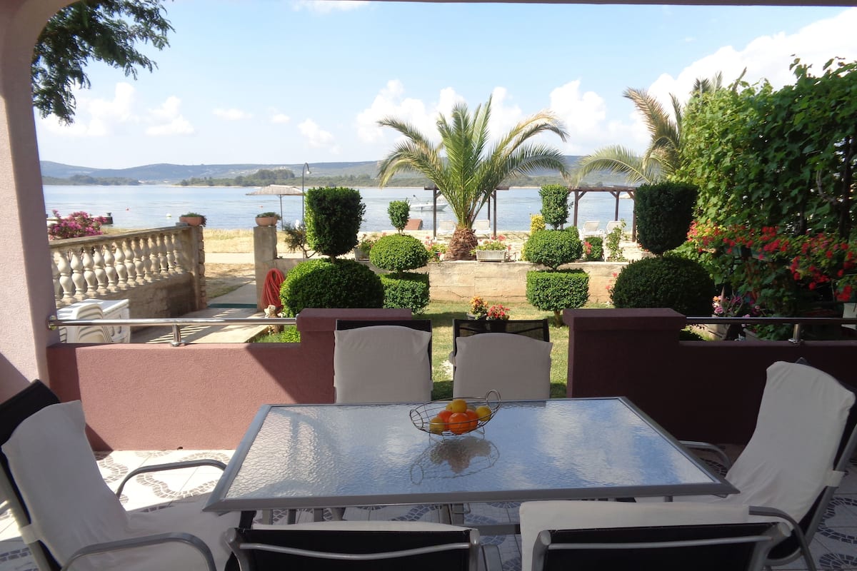 Apartment, 2 Bedrooms, Sea View | Terrace/patio