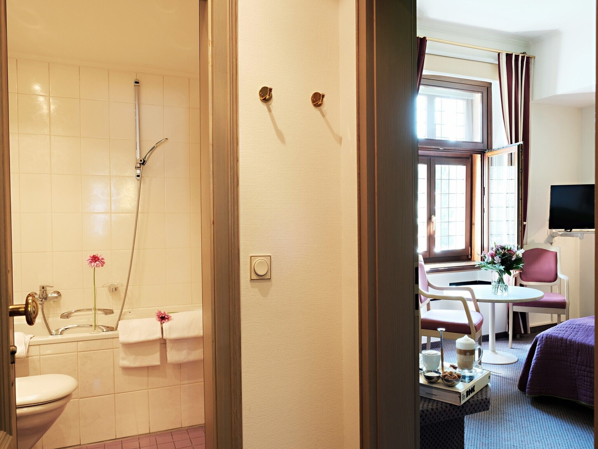 classic double room, ensuite | bathroom