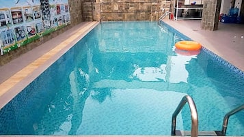 Indoor pool, outdoor pool
