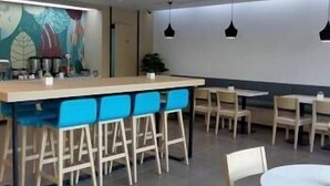 Restaurant - Hanting Hotel (Haixi Autonomous Prefecture)