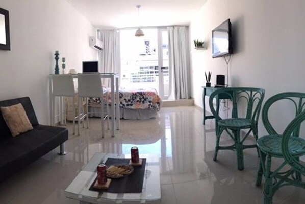 Free WiFi, bed sheets - Studio en las Cañitas by Sofacama (Buenos Aires)