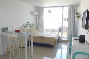 Free WiFi, bed sheets - Studio en las Cañitas by Sofacama (Buenos Aires)