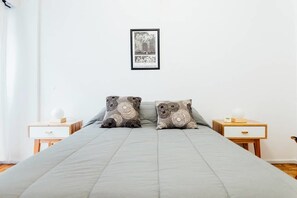 Apartment, 1 Doppelbett und Schlafsofa | 1 Schlafzimmer, Verdunkelungsvorhänge, Bügeleisen/Bügelbrett