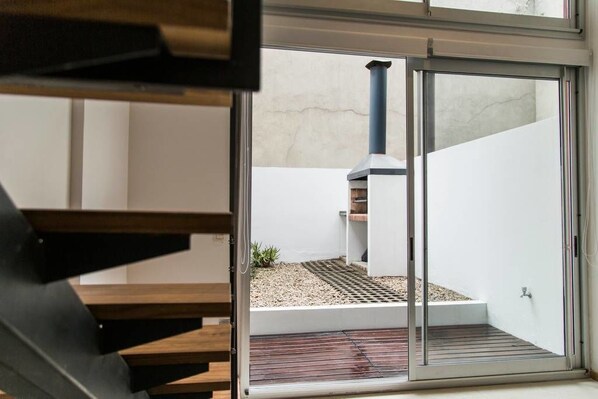 Departamento, 1 cama matrimonial y sofá cama | Terraza o patio