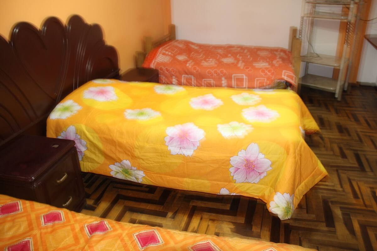 Tabla de planchar con plancha y wifi gratis