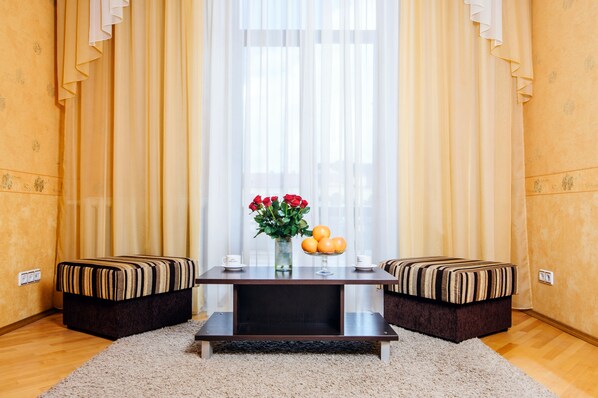 Basic Condo, 2 Bedrooms (Lenina 3) - Apartments in Nemiga (Minsk)