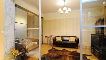 Kondominium Basic, 2 kamar tidur (Gorodskoy Val 10) | 1 kamar tidur, setrika/meja setrika, dan Wi-Fi gratis