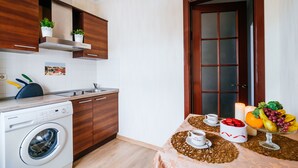 Basic Condo, 1 Bedroom