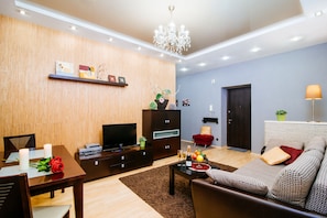 Basic Condo, 2 Bedrooms