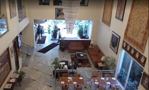 منطقة الجلوس في الردهة