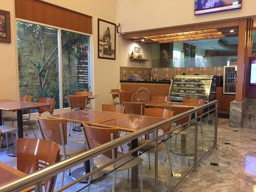 Embassy Inn Hotel Karachi