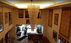 Interior detail - Embassy Inn Hotel Karachi (Karachi)