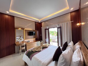 In-room safe, desk, laptop workspace, blackout curtains - Lime Penida Cottages (Penida Island)