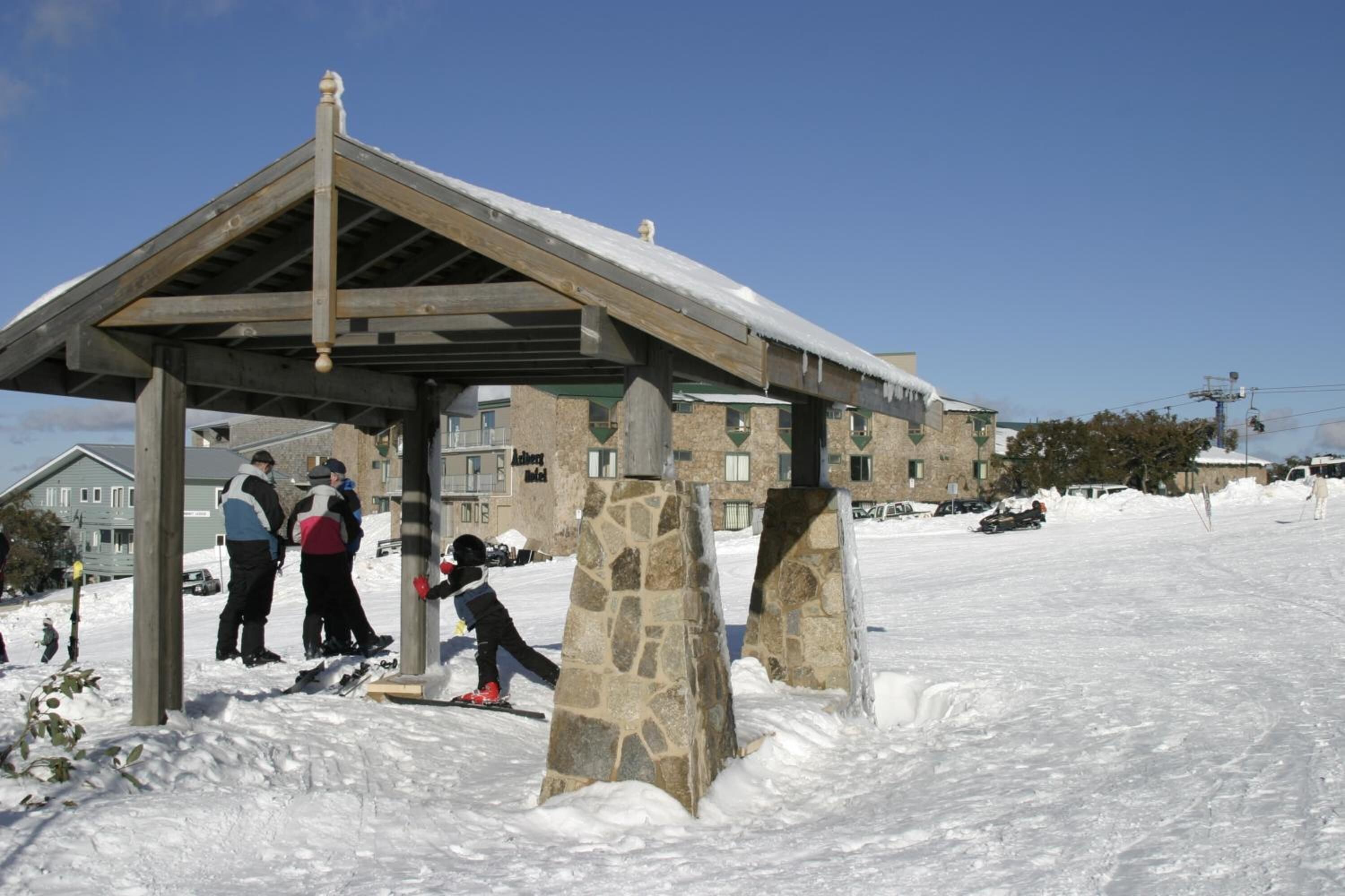 雪  地及滑雪運動