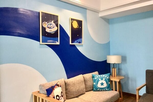 Cribs/infant beds, WiFi