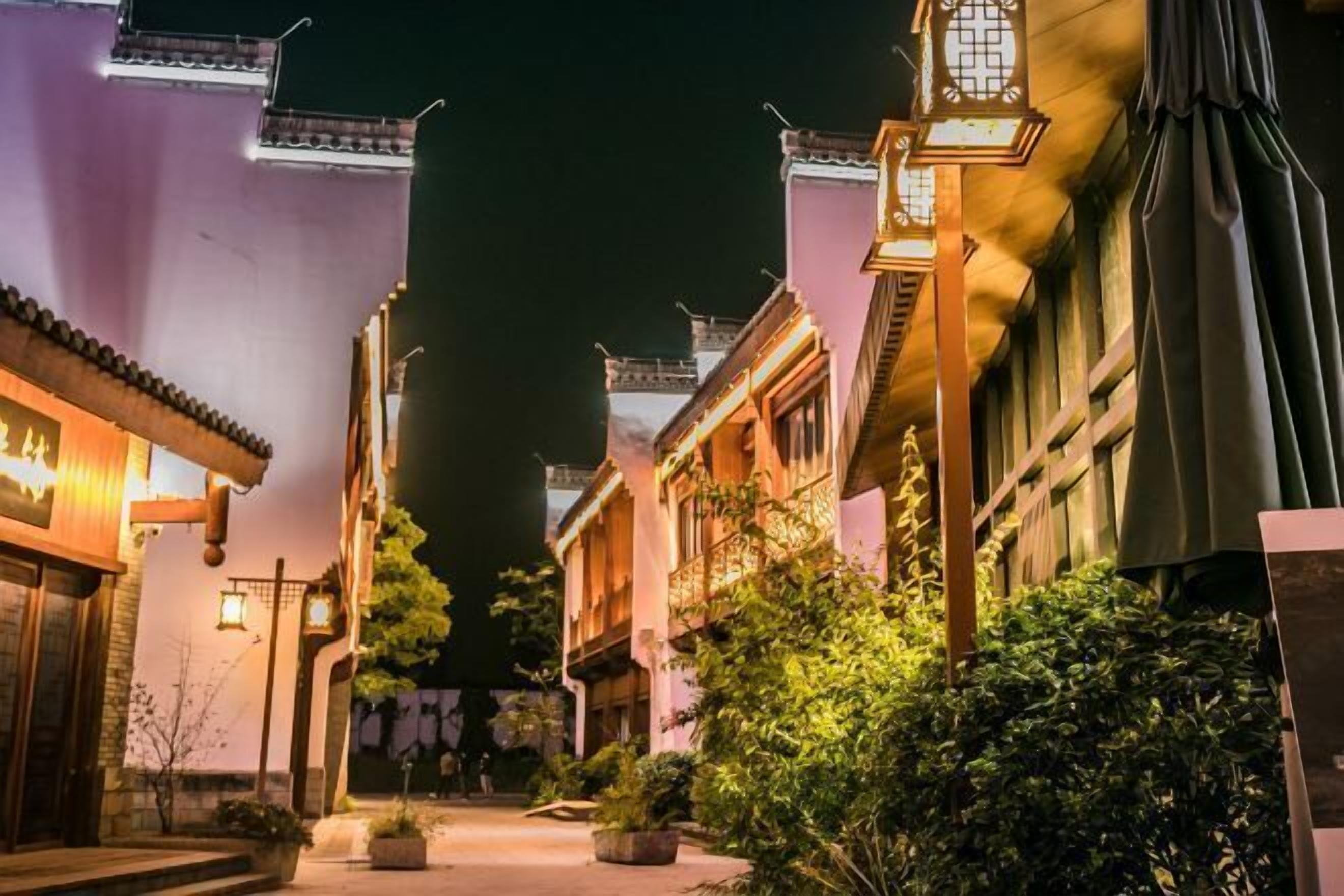 المنشأة من الخارج