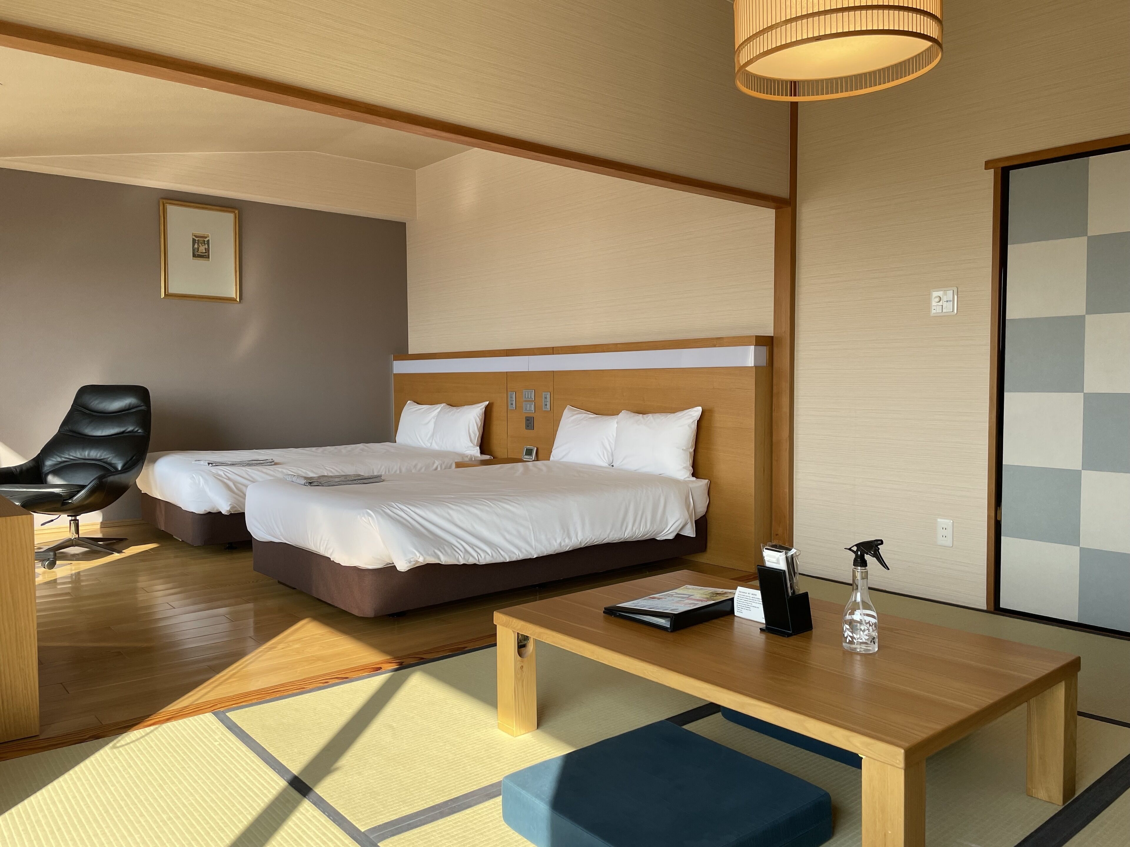 In-room safe, desk, laptop workspace, blackout drapes
