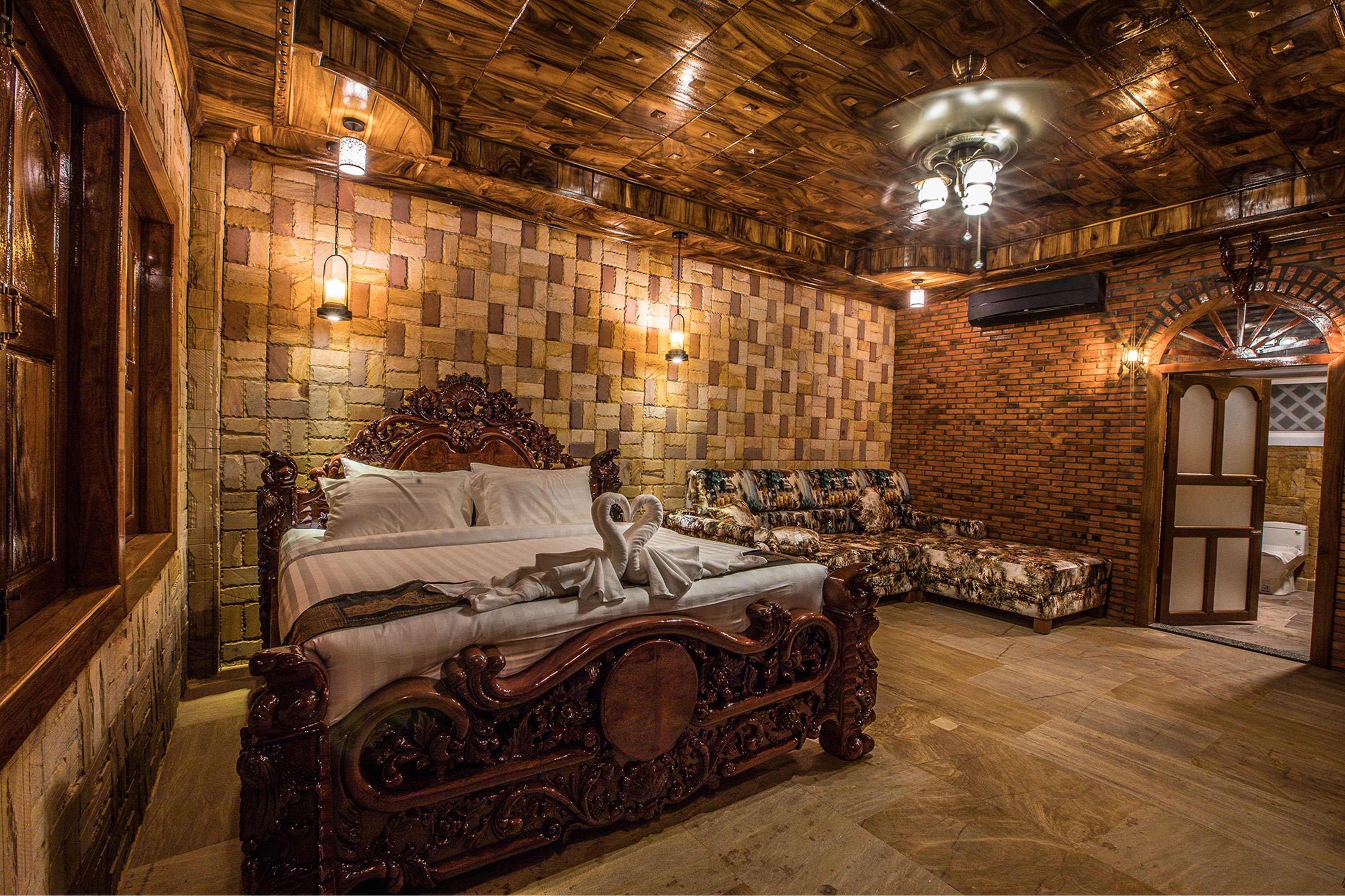 Phòng Suite | Minibar, bàn, màn/rèm cản sáng, truy cập Internet không dây miễn phí 