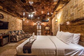 Suite | Minibar, Schreibtisch, Verdunkelungsvorhänge, kostenloses WLAN