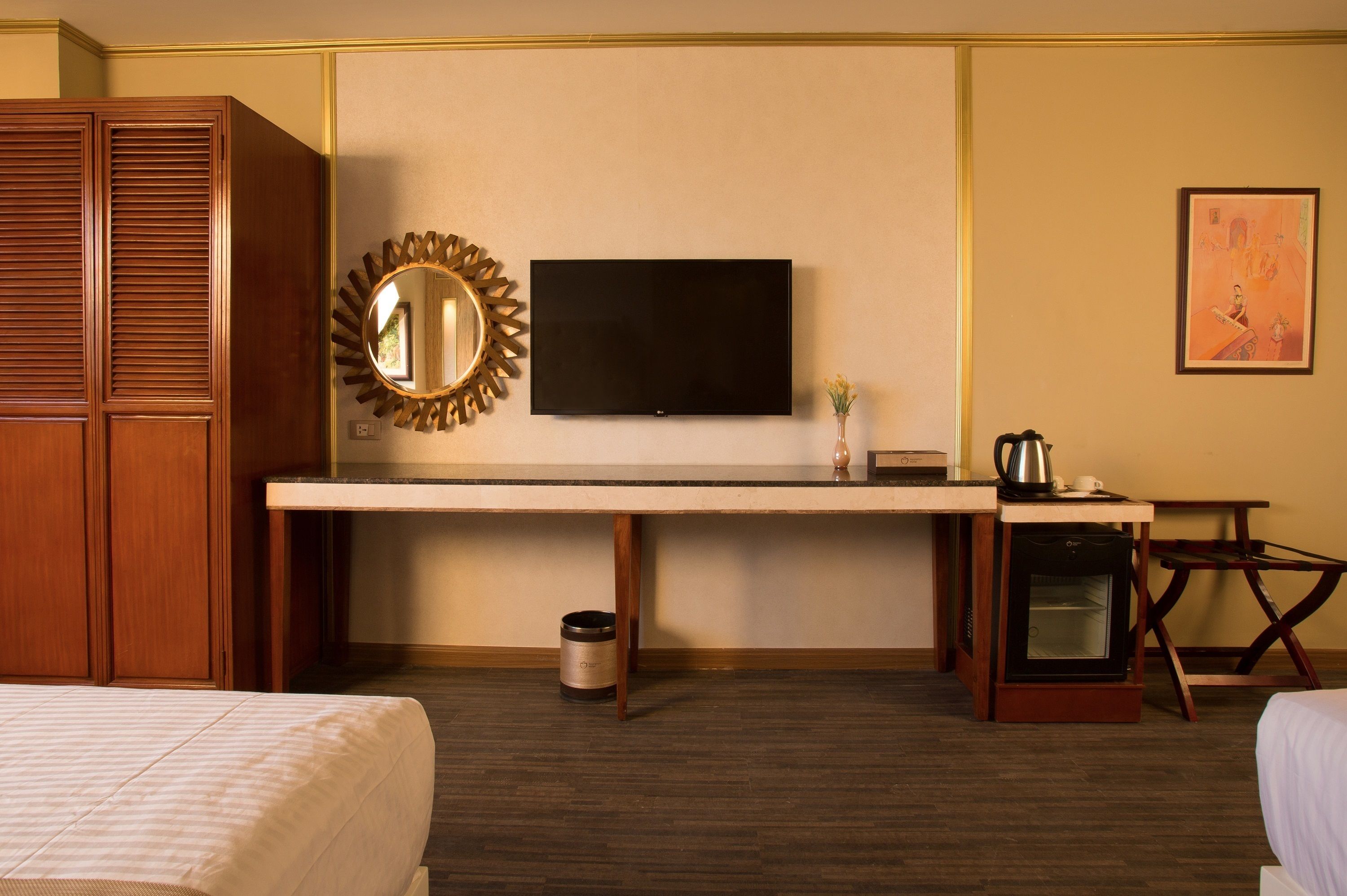 minibar, in-room safe, desk, free cots/infant beds