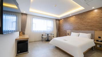 1. Standard Double Mountain | Down comforters, blackout drapes, soundproofing, free WiFi