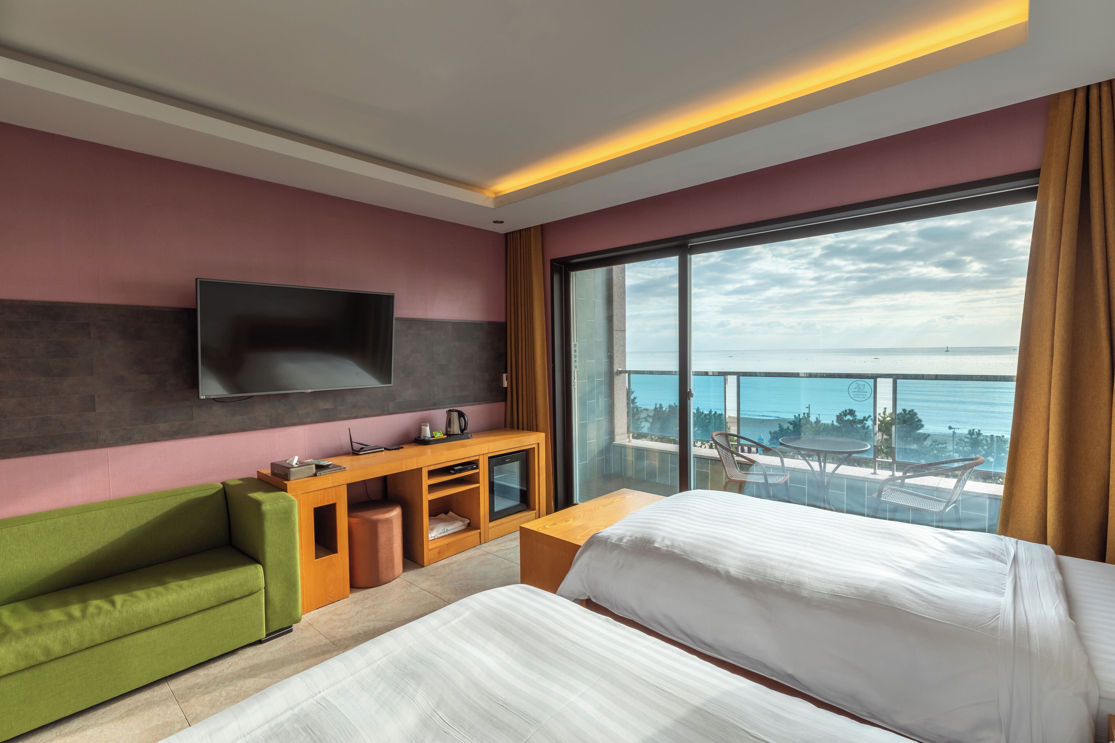 5. Deluxe Twin Ocean | Down comforters, blackout drapes, soundproofing, free WiFi