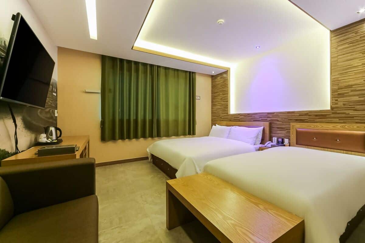 2. Standard Twin Mountain | Down comforters, blackout drapes, soundproofing, free WiFi