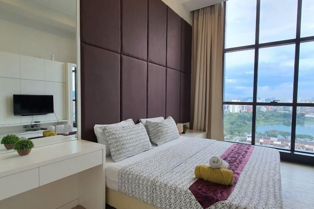 1 bedroom, desk, laptop workspace, blackout curtains