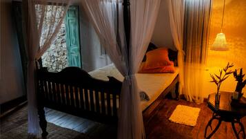 1 bedroom, desk, rollaway beds, free WiFi