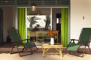 Shower, hair dryer, towels - Isle Of Thalpe (Unawatuna)